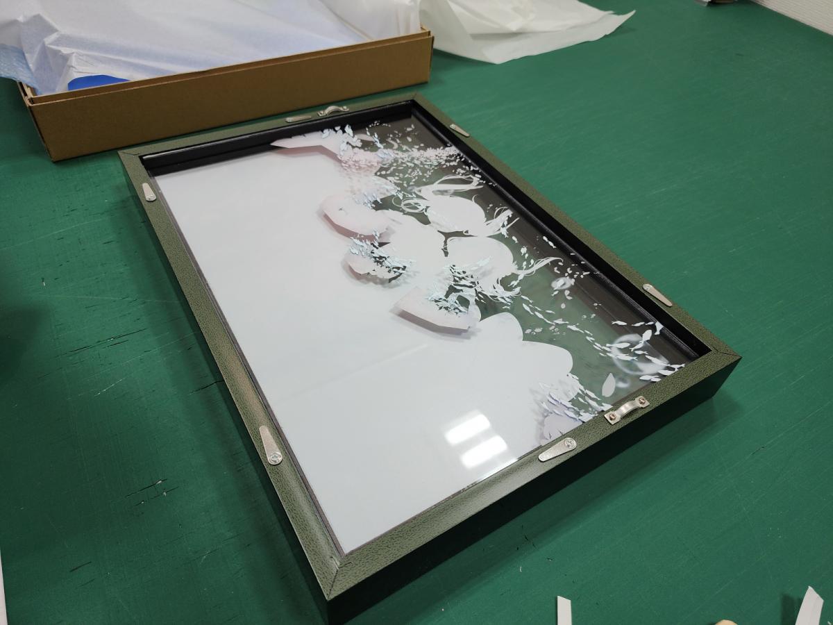 カントク】直筆サイン入り立体多層アクリルアート | アールジュネス