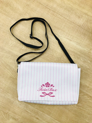 【TwinBox】スマホポシェット・オリジナル